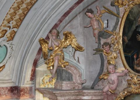 Altar vor Beginn der Demontagearbeiten